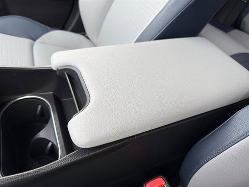 Used 2023 Subaru Solterra AWD image 30