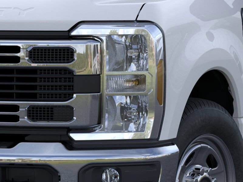 New 2026 Ford F350 XL w/ XL Chrome Package RWD image 33