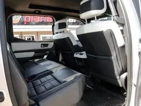 Used 2024 Toyota Tundra Capstone AWD/4WD image 49