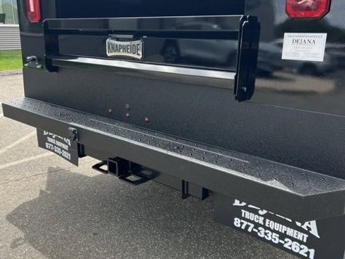 New 2025 Ford F450 XLT w/ XLT Value Package image 12