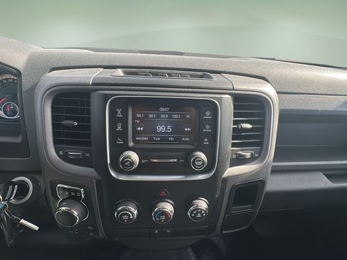 Used 2018 RAM 1500 Tradesman w/ Popular Equipment Group AWD/4WD image 10