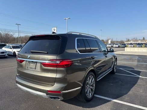 Certified 2022 BMW X7 xDrive40i w/ Executive Package image 25