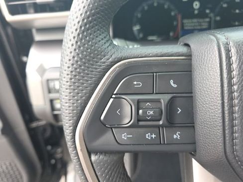 Used 2025 Toyota Tacoma TRD Sport image 19