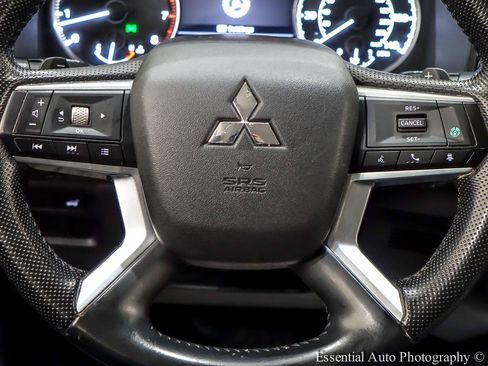 Used 2022 Mitsubishi Outlander SE AWD/4WD image 19
