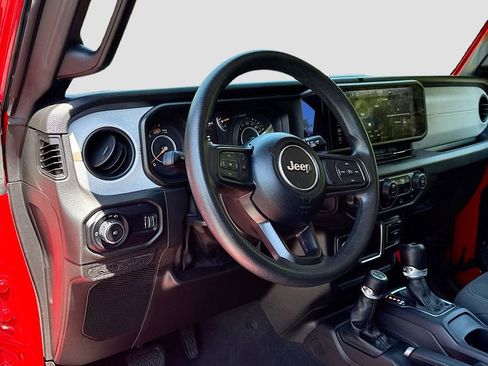 Used 2024 Jeep Wrangler Unlimited Sport AWD/4WD image 24