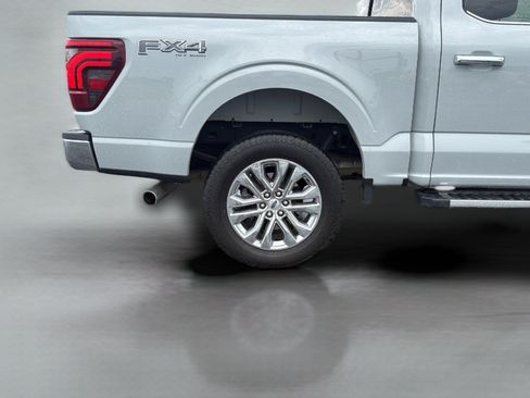 Used 2024 Ford F150 Lariat w/ FX4 Off-Road Package AWD/4WD image 31