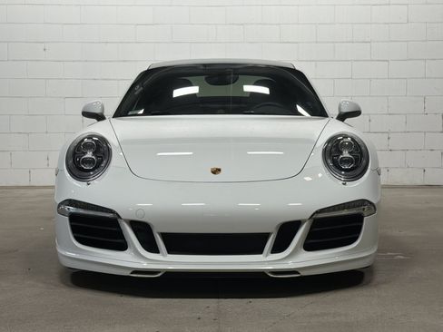 Certified 2014 Porsche 911 Carrera S RWD image 9