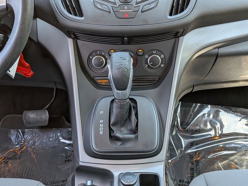 Used 2015 Ford Escape SE image 21