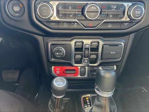 Used 2023 Jeep Gladiator Mojave w/ LED Lighting Group image 32