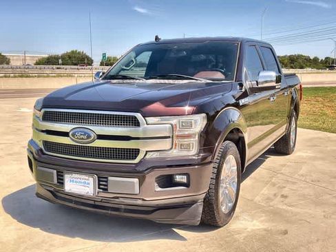 Used 2018 Ford F150 Platinum w/ Equipment Group 701A Luxury RWD image 2