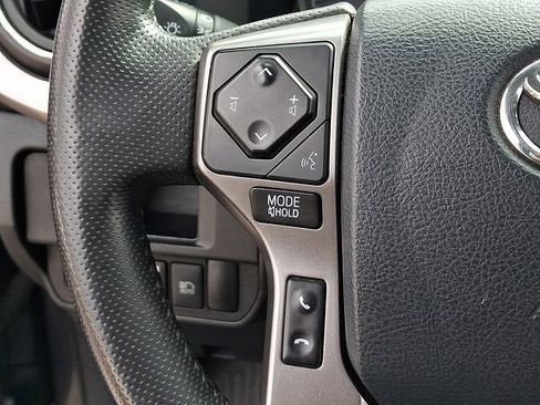 Used 2018 Toyota Tacoma Limited image 23