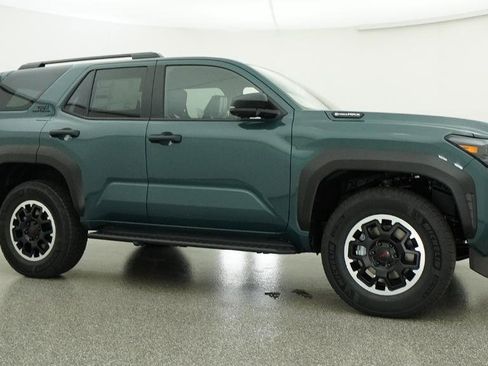 New 2026 Toyota 4Runner TRD Off-Road Premium AWD/4WD image 22