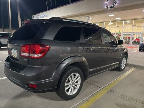 Used 2016 Dodge Journey SXT image 49