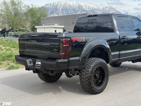 Used 2017 Ford F350 Platinum w/ Platinum Ultimate Package AWD/4WD image 10
