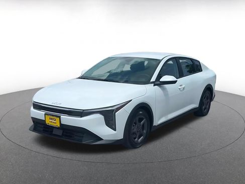 Used 2025 Kia K4 FWD image 7