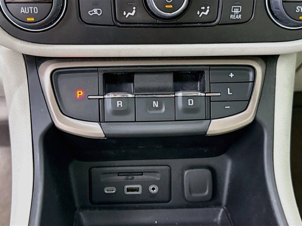 Used 2023 GMC Terrain Denali AWD/4WD image 18