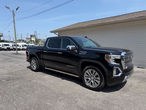 Used 2021 GMC Sierra 1500 Denali w/ Denali Ultimate Package AWD/4WD image 2