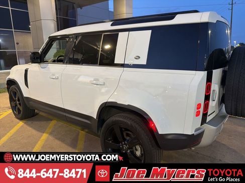 Used 2024 Land Rover Defender 110 S image 2