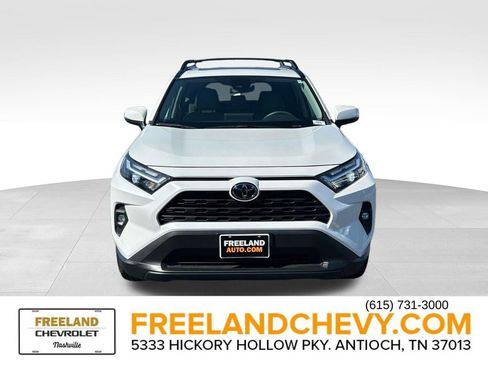Used 2023 Toyota RAV4 XLE Premium image 9