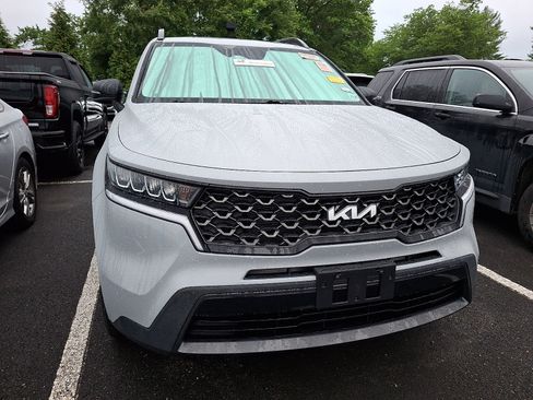 Used 2022 Kia Sorento S AWD/4WD image 4