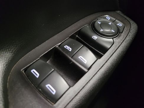 Used 2020 Chevrolet Equinox LT image 27