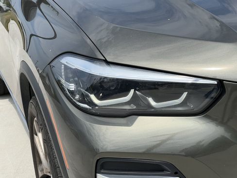 Used 2022 BMW X5 sDrive40i w/ Luxury Seating Package RWD image 11