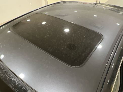 Used 2011 Toyota Avalon Limited image 13