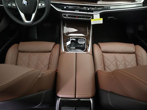 New 2026 BMW X5 xDrive40i image 17