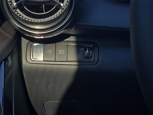 New 2026 Chevrolet Equinox LT w/ Convenience Package II image 26