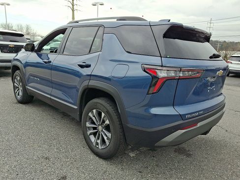 Certified 2025 Chevrolet Equinox LT w/ Convenience Package II image 5