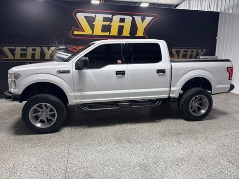 Used 2016 Ford F150 XLT AWD/4WD image 3