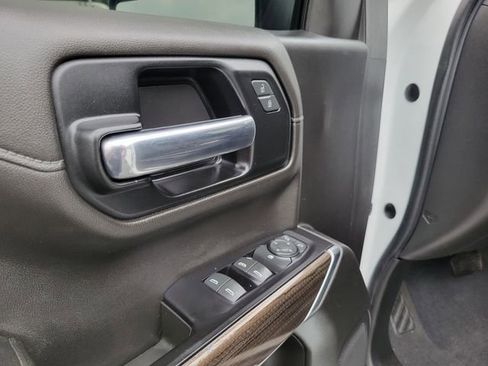 Used 2019 Chevrolet Silverado 1500 LT w/ All-Star Edition image 8