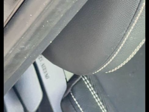 Used 2025 Toyota Camry SE image 10