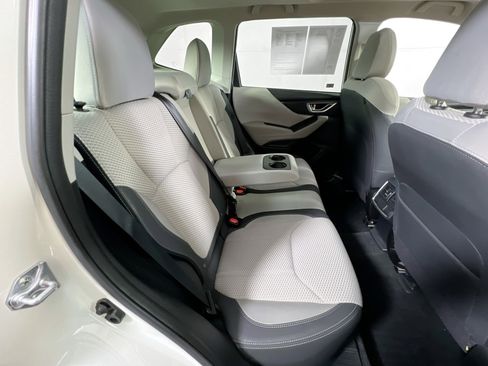 Used 2023 Subaru Forester Premium image 26