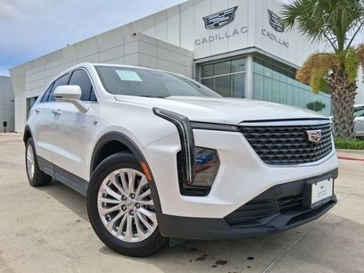 Used 2024 Cadillac XT4 Luxury w/ LPO, Floor Liner Package