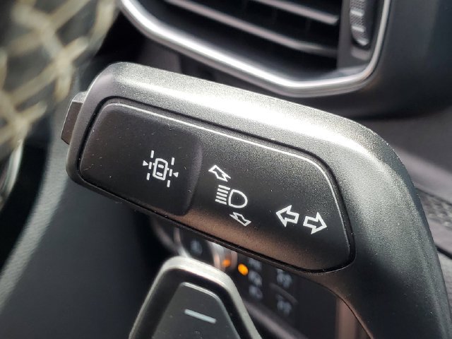 Used 2022 Ford Explorer ST w/ Equipment Group 401A AWD/4WD image 16