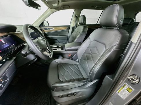 Certified 2026 Volkswagen Atlas SE w/ Panoramic Sunroof Package AWD/4WD image 21