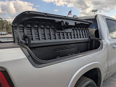 Used 2021 RAM 1500 Laramie image 8