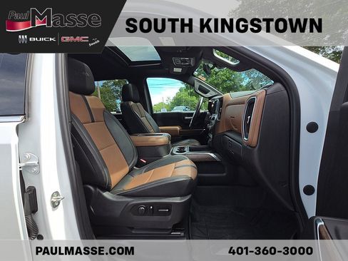 Used 2021 Chevrolet Silverado 1500 High Country w/ Technology Package AWD/4WD image 32