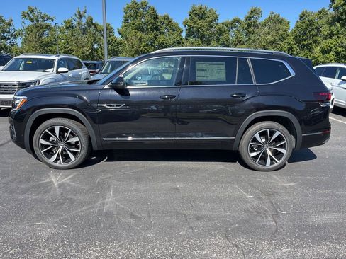 New 2026 Volkswagen Atlas SEL Premium R-Line AWD/4WD image 3