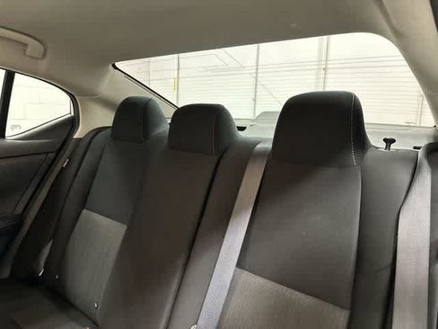 Used 2024 Nissan Sentra SV FWD image 14