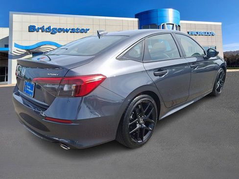 Used 2022 Honda Civic Sport image 6