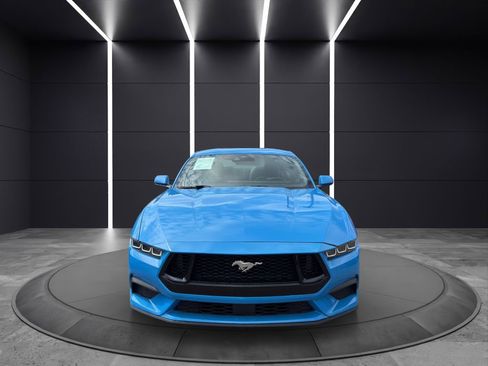 Used 2024 Ford Mustang Premium image 2