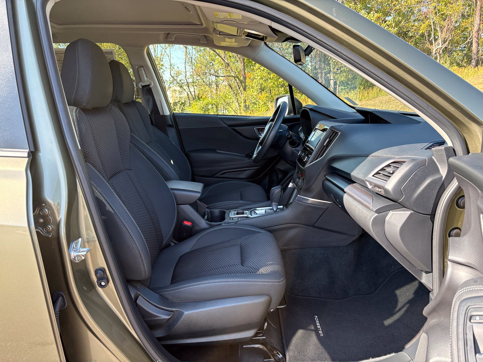 Certified 2024 Subaru Forester Premium AWD/4WD image 30
