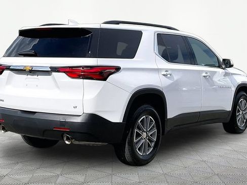 Used 2023 Chevrolet Traverse LT FWD image 5