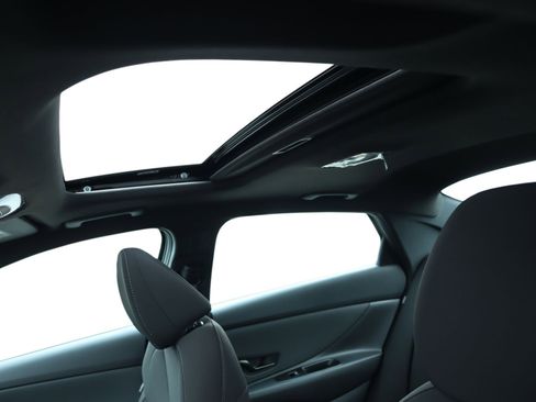 New 2026 Hyundai Elantra SEL Sport Premium FWD image 21
