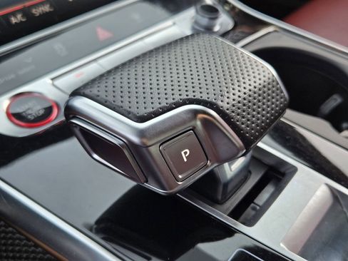 Used 2024 Audi SQ7 Premium Plus image 25