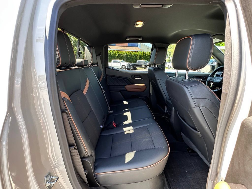 Certified 2026 GMC Canyon AT4 AWD/4WD image 17