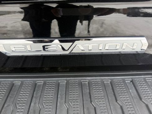 Certified 2022 GMC Sierra 1500 Elevation w/ Driver Alert Package I image 17