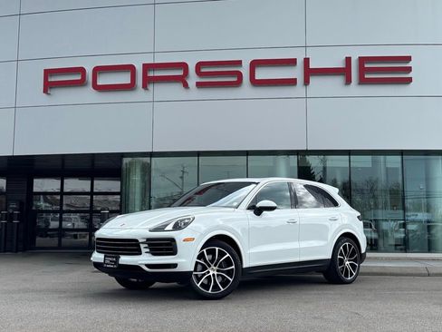 Certified 2021 Porsche Cayenne AWD/4WD image 1